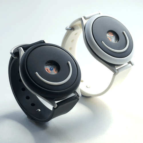 Doppel wrist wearables in black and white.